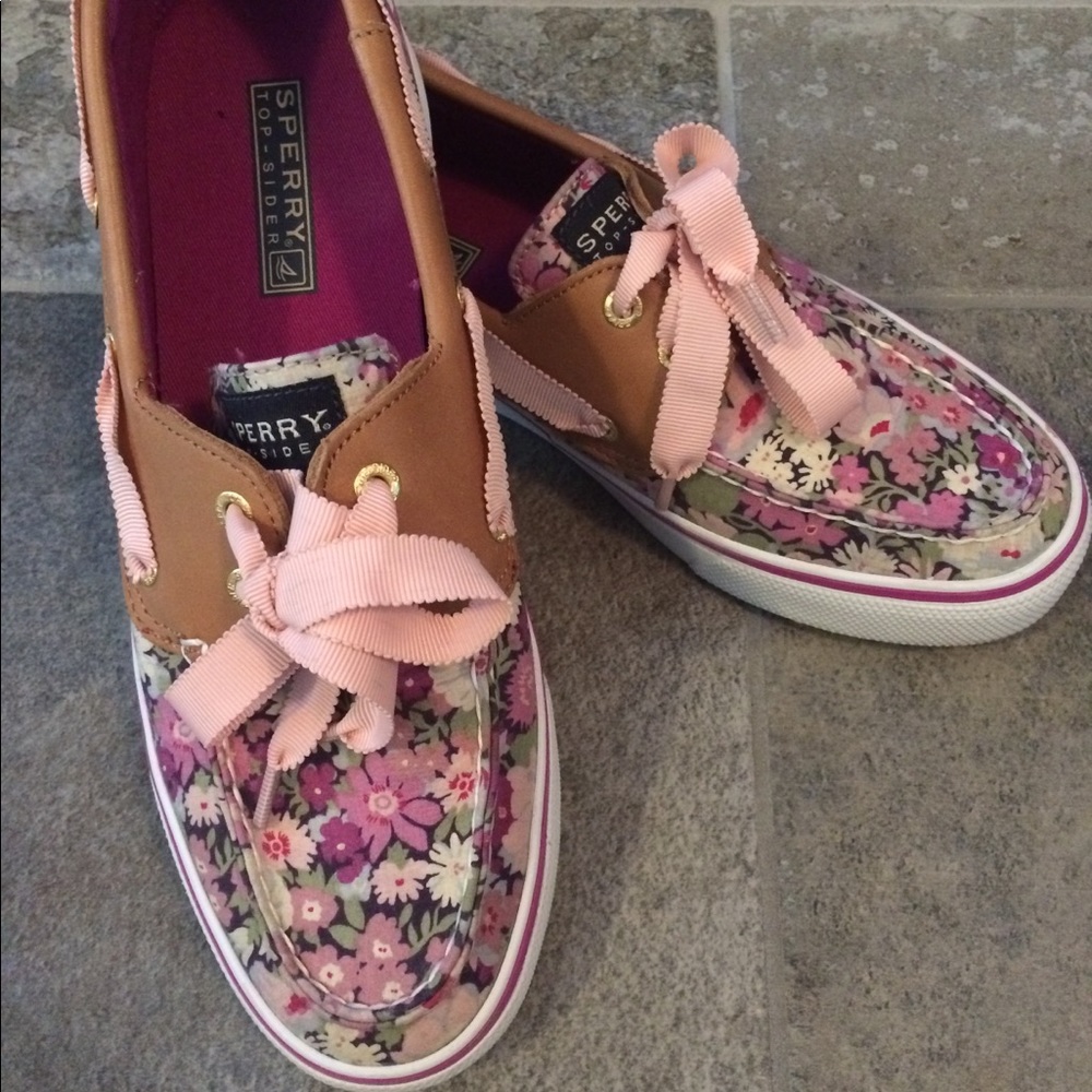Women’s floral Sperry’s